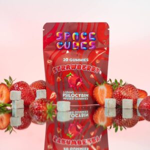 Spece Cube Strawberry